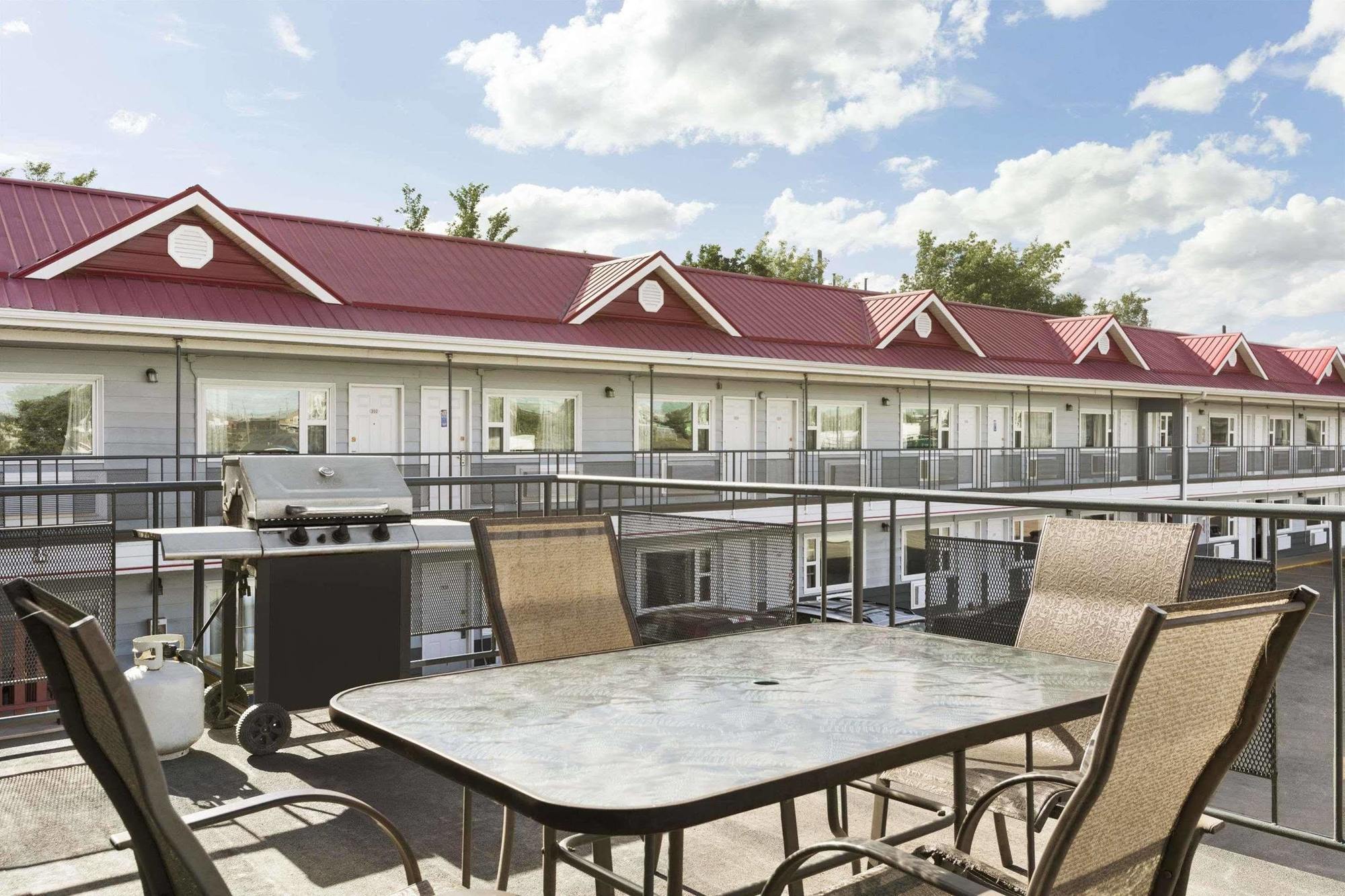 Thriftlodge Saskatoon Exterior foto
